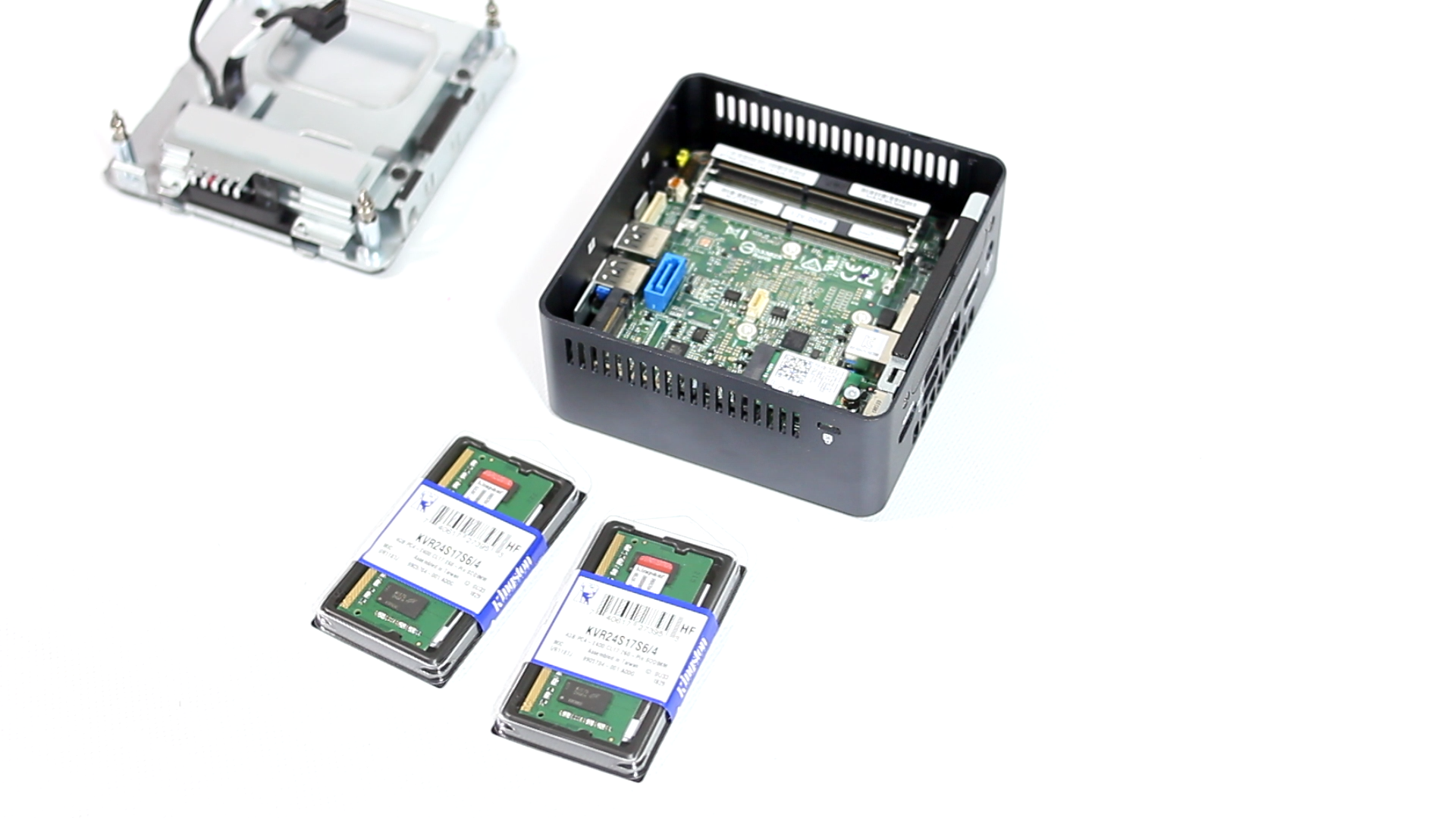 Intel NUC 7i3 DNHE