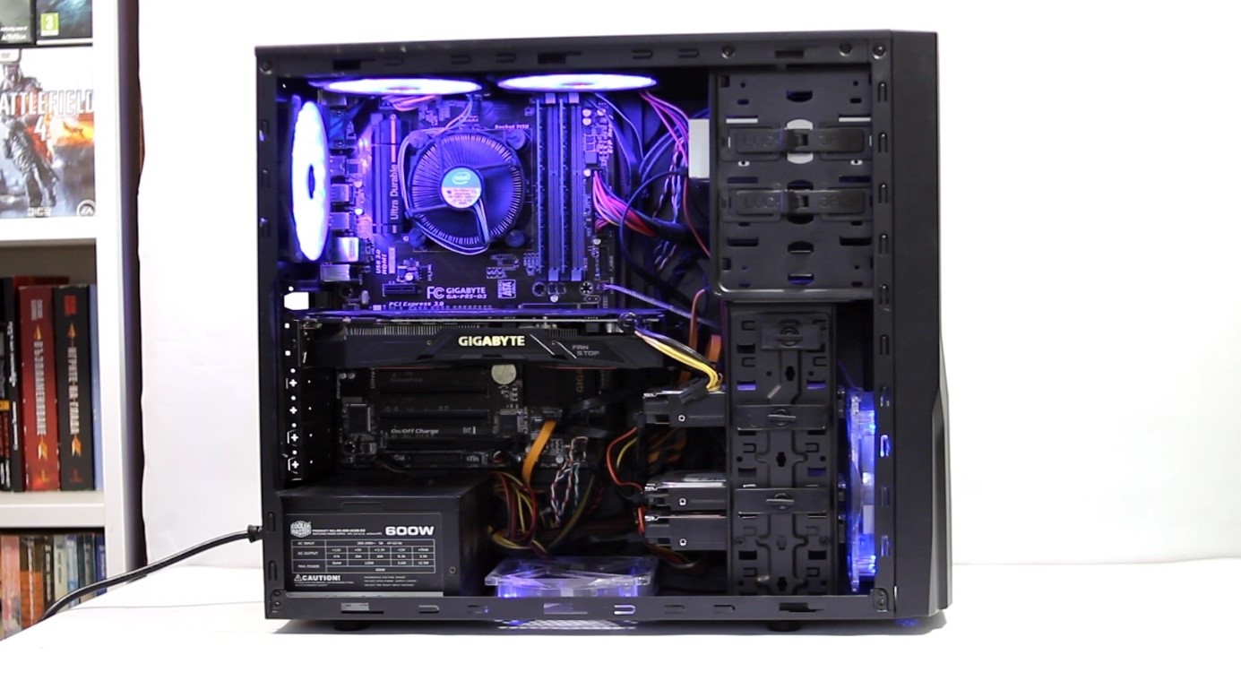 Ревю на RGB вентилатори Raidmax 3 x NV-A120R3